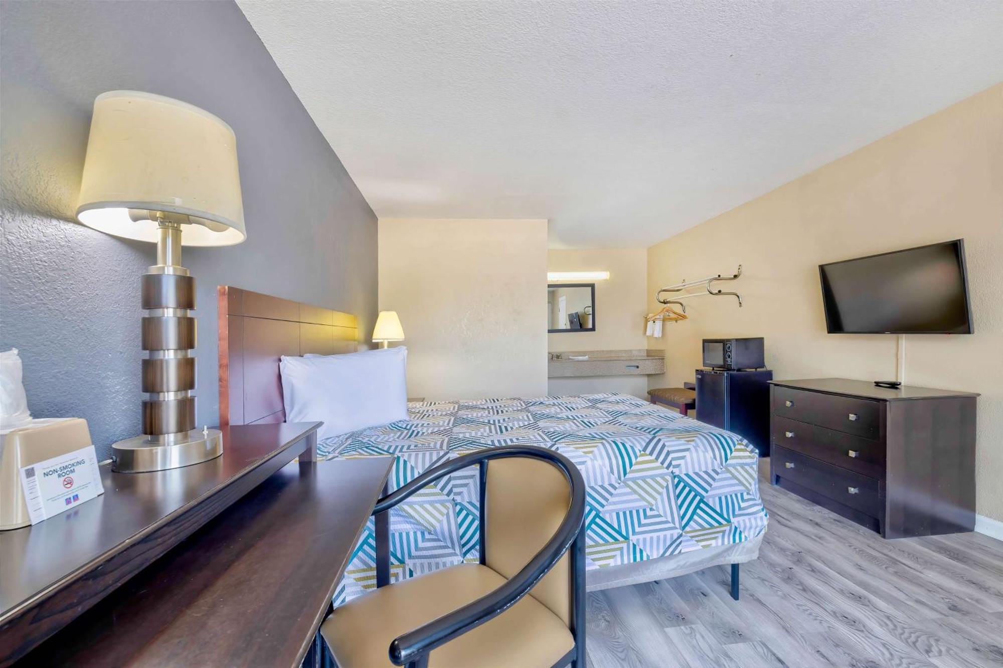 Motel 6 Effingham, Il ภายนอก รูปภาพ
