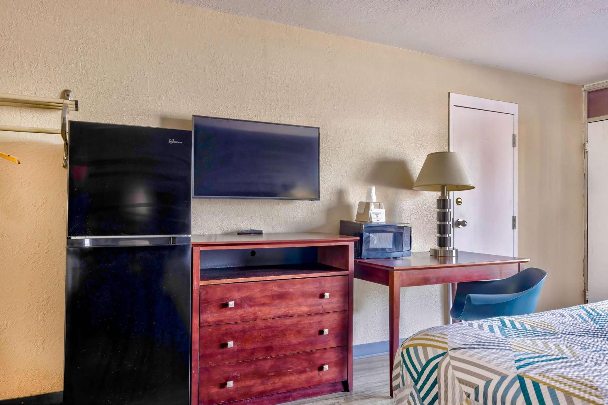 Motel 6 Effingham, Il ภายนอก รูปภาพ