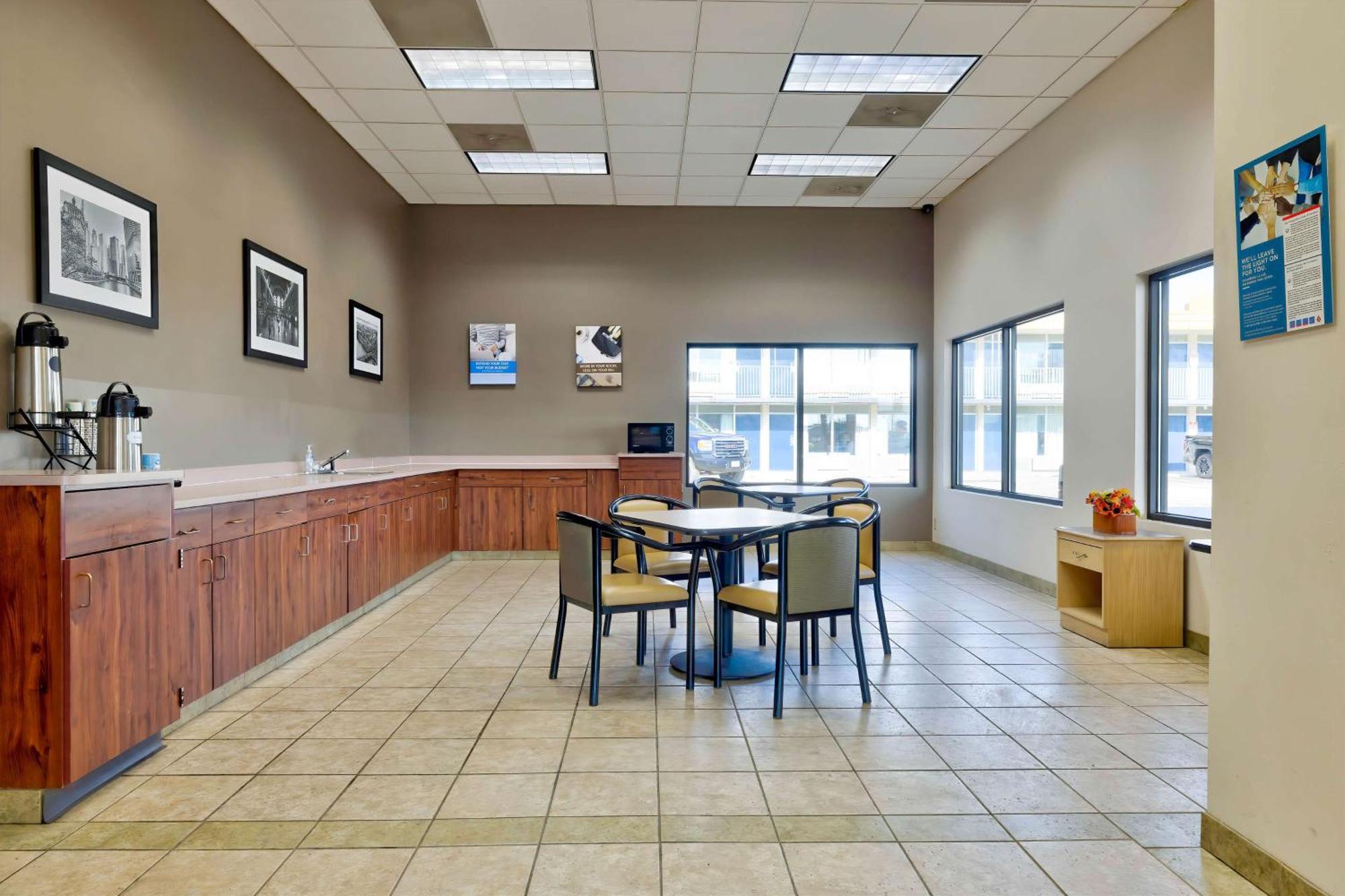 Motel 6 Effingham, Il ภายนอก รูปภาพ